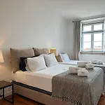 Apartament The Canary - Spacious At Downtown With Views *