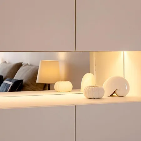 The Canary - Spacious At Downtown With Views Apartament