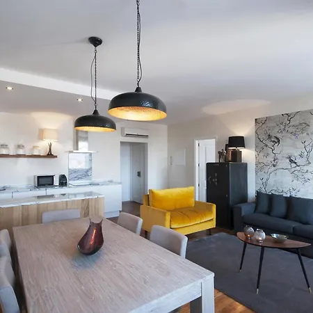 The Canary - Spacious At Downtown With Views * Lisboa